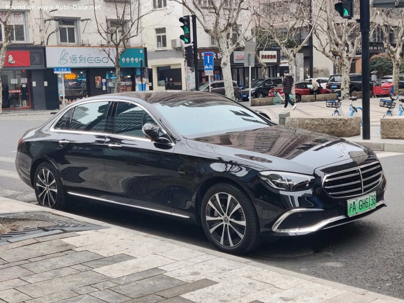 Mercedes-Benz E-Serisi E-Serisi Long (V213, facelift 2020)