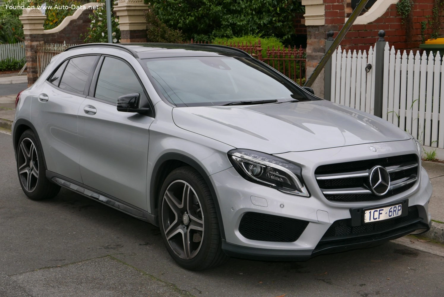 2013 Mercedes-Benz GLA GLA 220d (177 bg) 4MATIC 7G-DCT