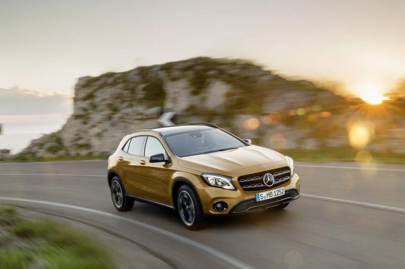 2017 Mercedes-Benz GLA GLA 200d (136 bg) 4MATIC 7G-DCT