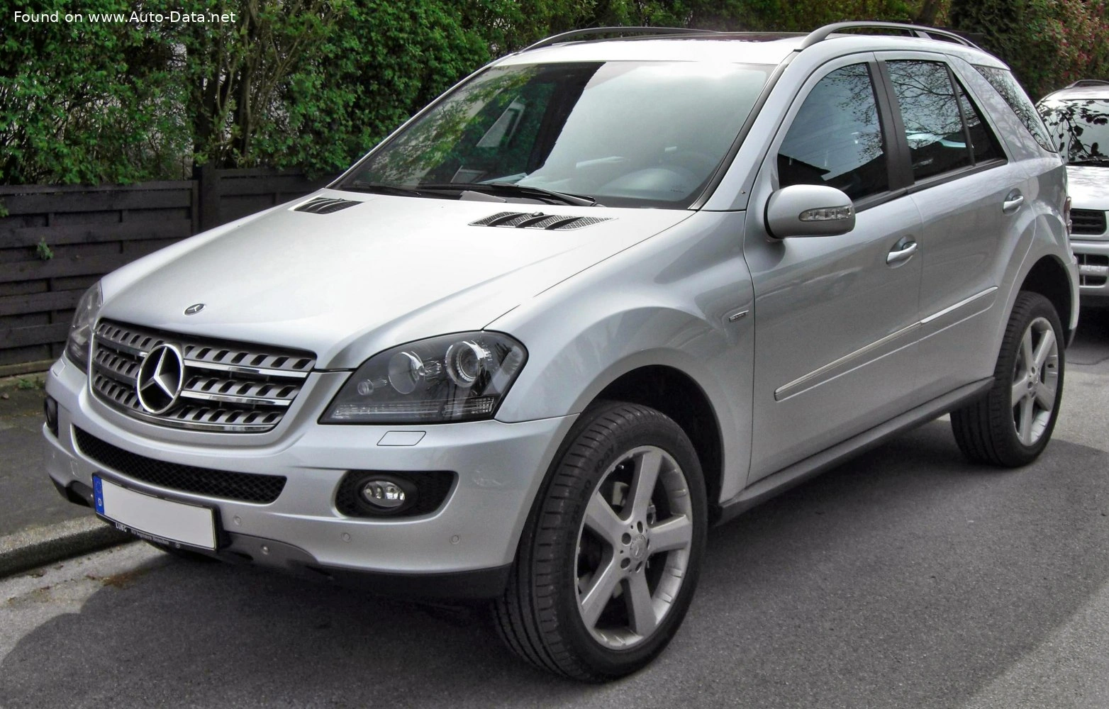 2005 Mercedes-Benz M-Serisi ML 500 V8 (306 bg) 4MATIC 7G-TRONIC