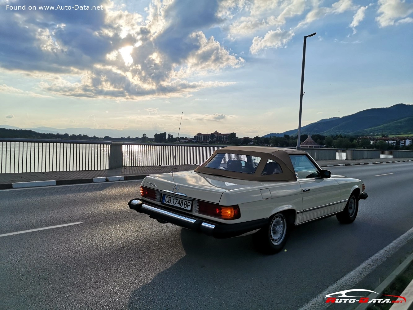 1970 Mercedes-Benz SL 380 SL V8 (218 bg) Automatic
