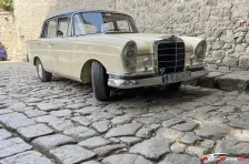 1960 Mercedes-Benz W111 250 SE (150 bg) 2