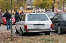 1977 Mercedes-Benz W123 300 TD (80 bg) Automatic 2