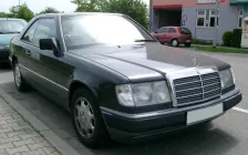 1989 Mercedes-Benz W124 200 CE (136 bg) Automatic 7