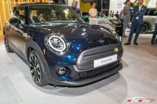 Mini 32.6 kWh (184 bg) (2019)
