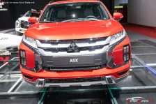 Mitsubishi 2.4 MIVEC (167 bg) CVT (2019)