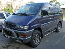 1993 Mitsubishi Delica 1.8 4WD (95 bg) Automatic 3