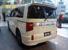 2019 Mitsubishi Delica 2.3 DI-D (145 bg) 4WD Automatic 8 Seat 4