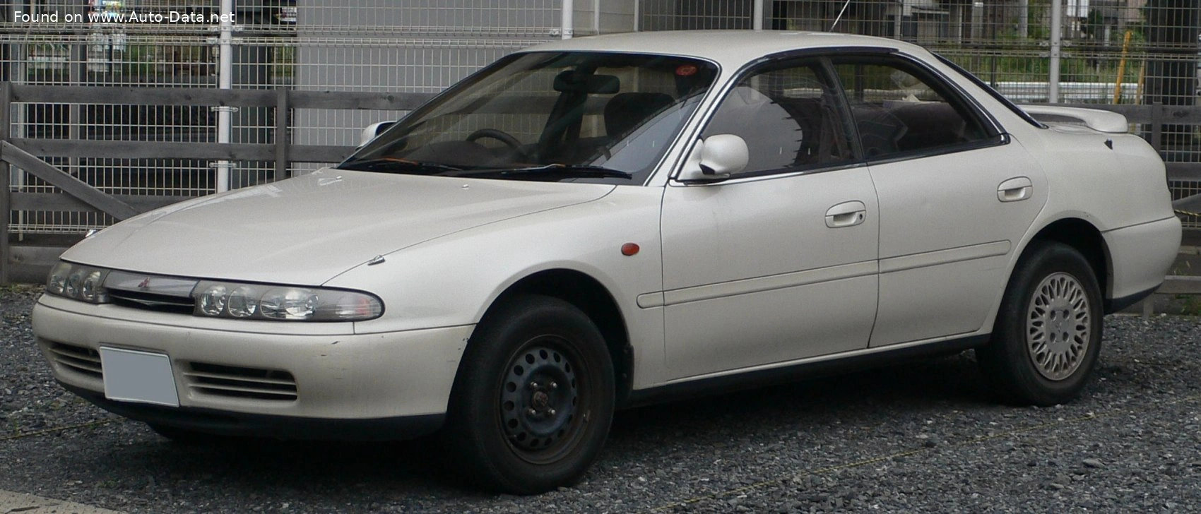 Mitsubishi Emeraude Emeraude (E54A)
