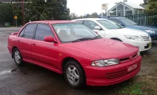 Mitsubishi 1.6 16V (113 bg) 4WD (1992)