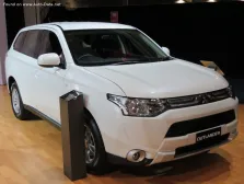 2012 Mitsubishi Outlander 3.0 MIVEC V6 (224 bg) AWD Automatic 3
