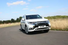 2018 Mitsubishi Outlander 3.0 MIVEC V6 (224 bg) S-AWC Automatic 1