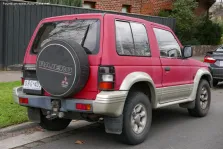 1990 Mitsubishi Pajero 3.0 i V6 24V GLS (150 bg) Automatic 7