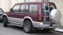 1990 Mitsubishi Pajero 3.5 i V6 24V GLS (194 bg) 5
