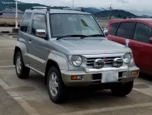 1995 Mitsubishi Pajero 1.1 (80 bg) Automatic 3