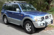 2000 Mitsubishi Pajero 3.5 V6 GDI (202 bg) 5 Seat 4