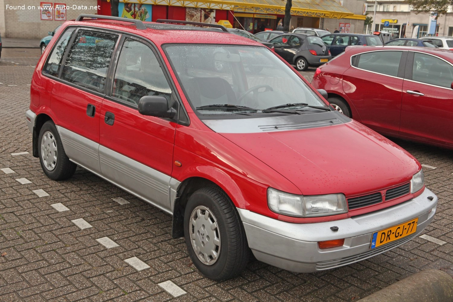 1991 Mitsubishi Space Runner 1.8 4x4 (N21W) (122 bg)