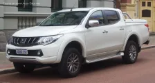 Mitsubishi 2.5 DI-D (178 bg) 4WD Automatic (2015)
