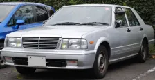 Nissan 3.0i V6 (160 bg) Automatic (1991)