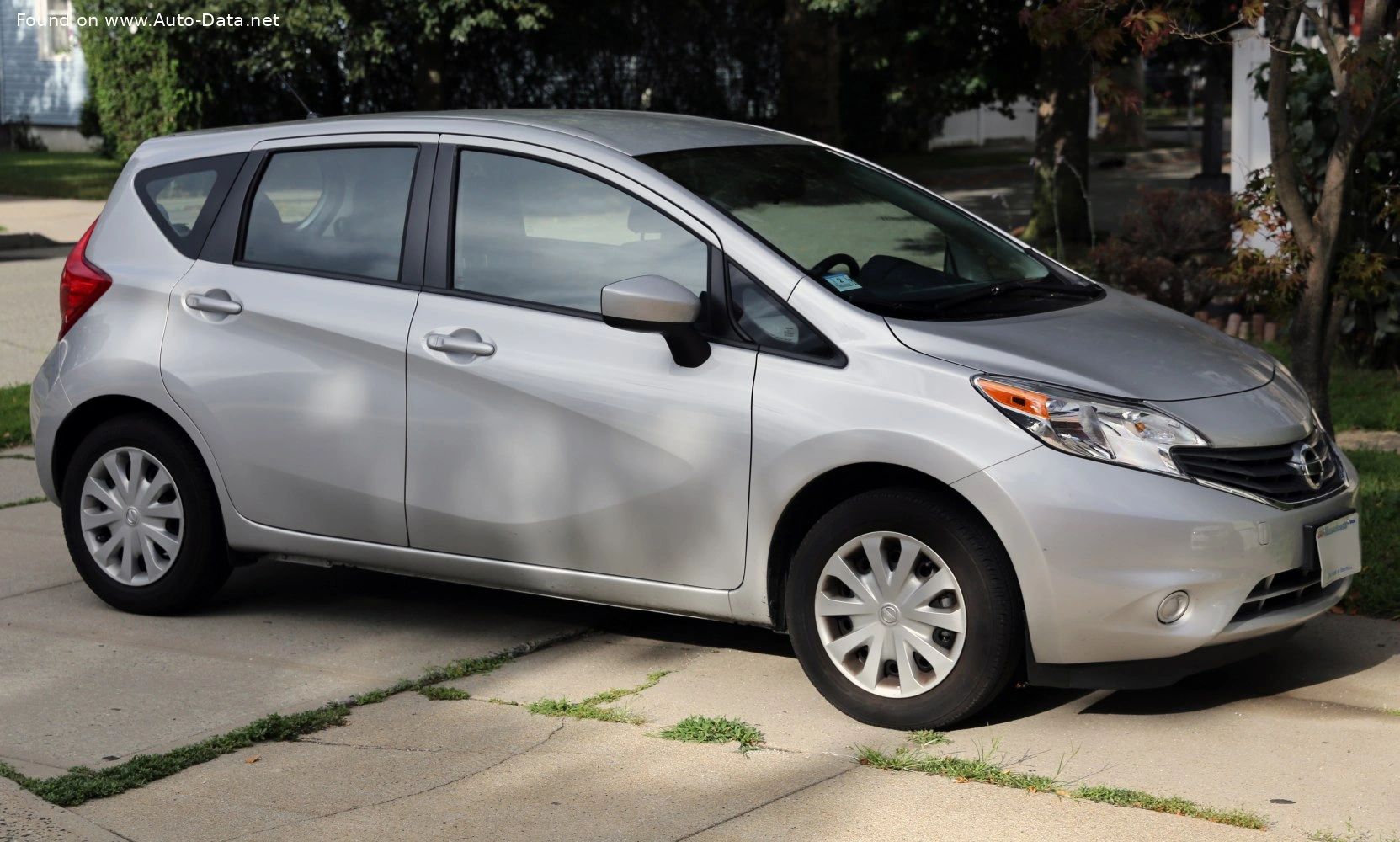 Nissan Versa Versa Note