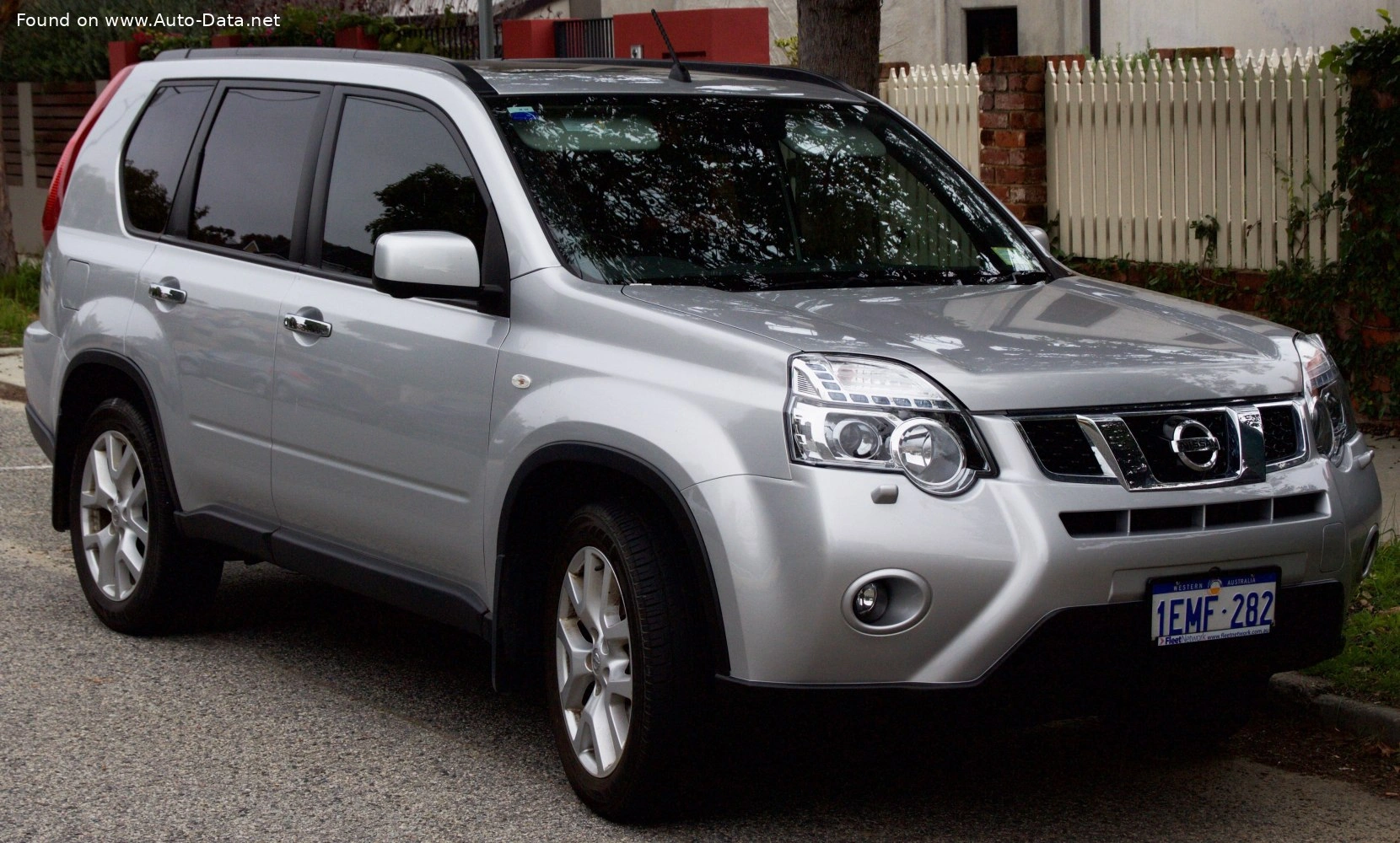 Nissan X-Trail X-Trail II (T31, facelift 2010)