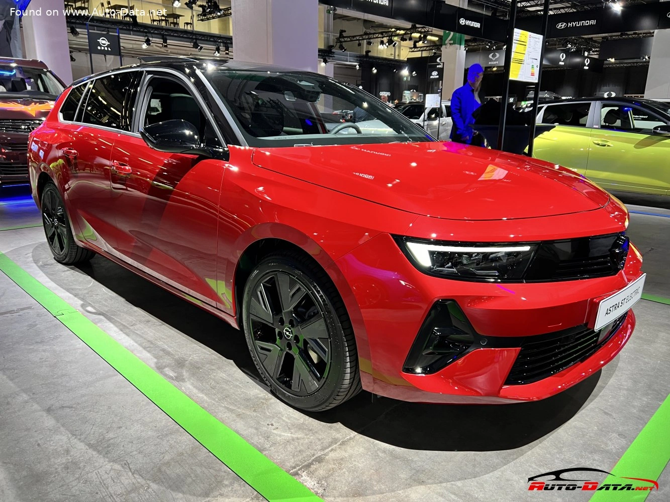 2022 Opel Astra 1.6 Turbo (196 bg) Plug-in Hybrid eDCT