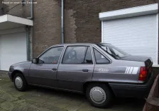 1984 Opel Kadett 2.0i (115 bg) 2