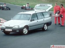 1986 Opel Omega 3.0 3000 CAT (177 bg) 3