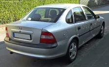 1995 Opel Vectra 2.0 DI 16V (82 bg) 4