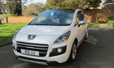 Peugeot 2.0 HDi (200 bg) HYbrid4 4x4 Automatic (2009)