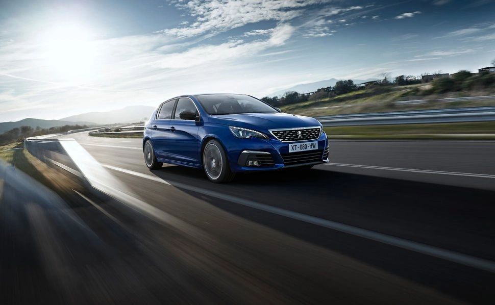 2017 Peugeot 308 1.5 BlueHDi (130 bg)