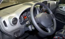 2017 Peugeot Partner 22.5 kWh (67 bg) Electric 3