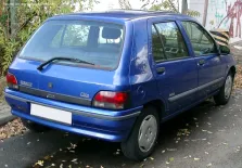 1990 Renault Clio 1.8 i (110 bg) 6