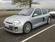 2000 Renault Clio 3.0 V6 (226 bg) 2