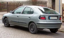 Renault 1.6 (75 bg) (1996)