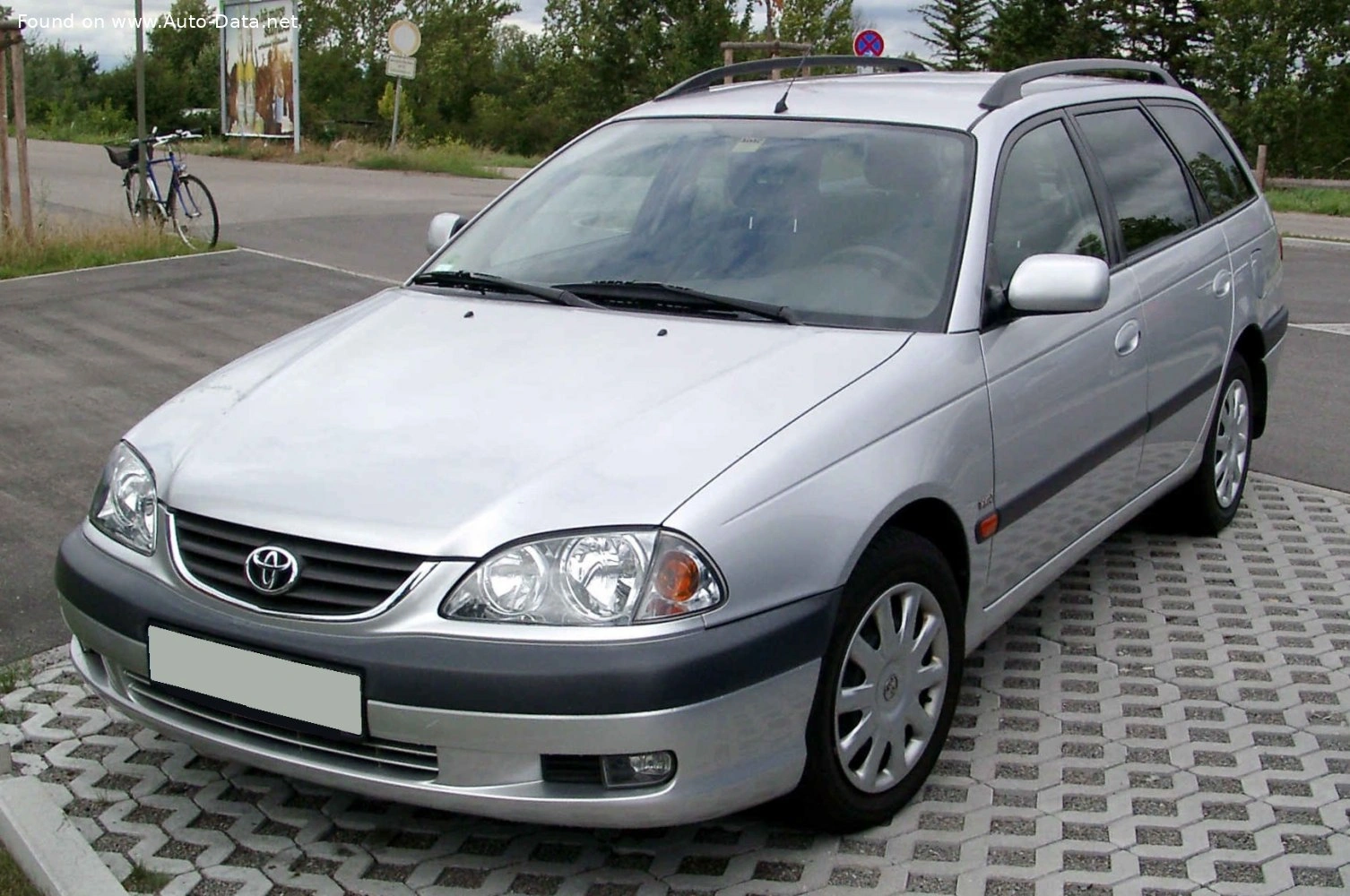 1997 Toyota Avensis 1.8 (110 bg) Automatic