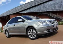 2003 Toyota Avensis 2.4 i 16V D-4 (163 bg) 3