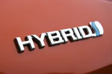 2020 Toyota C-HR 2.0 (184 bg) Hybrid e-CVT 7