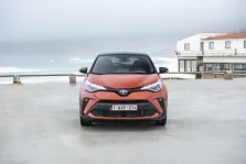 2020 Toyota C-HR 2.0 (184 bg) Hybrid e-CVT 8