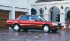 1986 Toyota Camry 2.5 V6 GXi (160 bg) 6