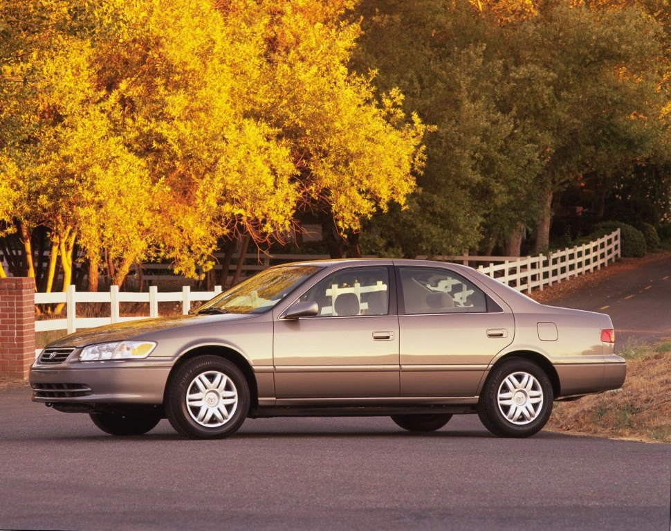 2000 Toyota Camry 2.2 (136 bg)