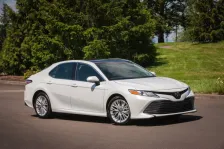 2017 Toyota Camry 3.5 V6 (301 bg) Automatic 1