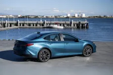 2023 Toyota Camry 2.5 (225 bg) Hybrid e-CVT 2