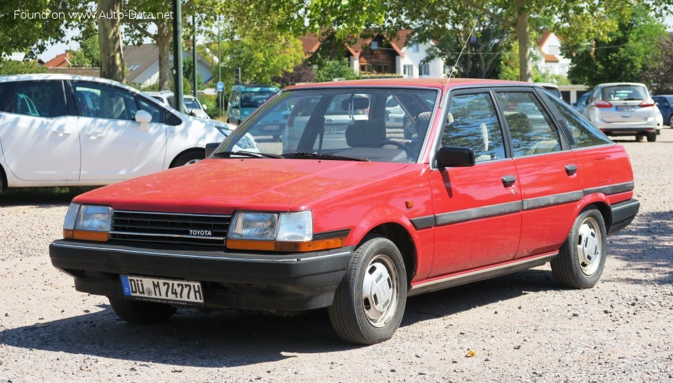 Toyota Carina Carina Hatch (T15)