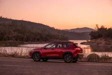 2024 Toyota Corolla Cross 2.0 (196 bg) Hybrid AWD e-CVT 4