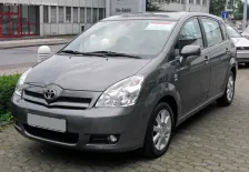 2004 Toyota Corolla Verso 2.2 D-CAT (177 bg) 7 Seats 3