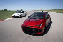 Toyota GR 1.6 (300 bg) GR-FOUR iMT (2022)