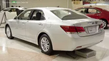 2012 Toyota Crown 2.5 Four (178+143 bg) Hybrid 4WD e-CVT 2
