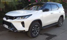 2020 Toyota Fortuner 2.8d (204 bg) 4WD Automatic 3