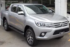 Toyota 2.4 D-4D (150 bg) 4WD Automatic (2015)